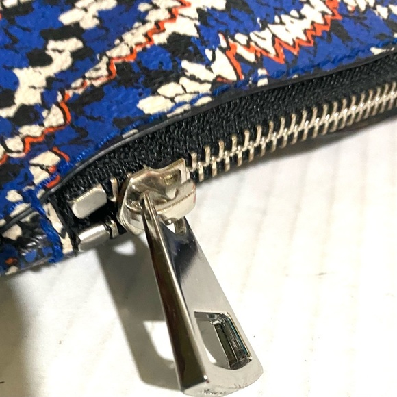 Bimba Y Lola Blue and White Patterned Clutch - Picture 6 of 7